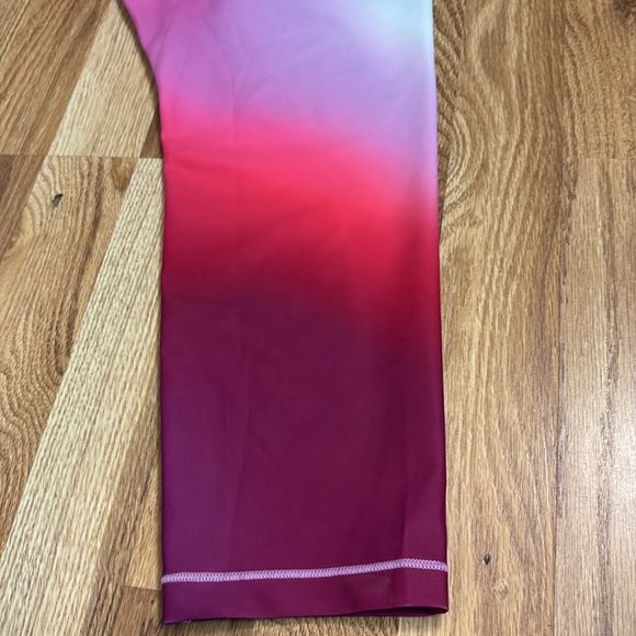 ATHLETA Love Proudly 7/8 Rainbow Ombré Leggings size XL - Picture 9 of 16